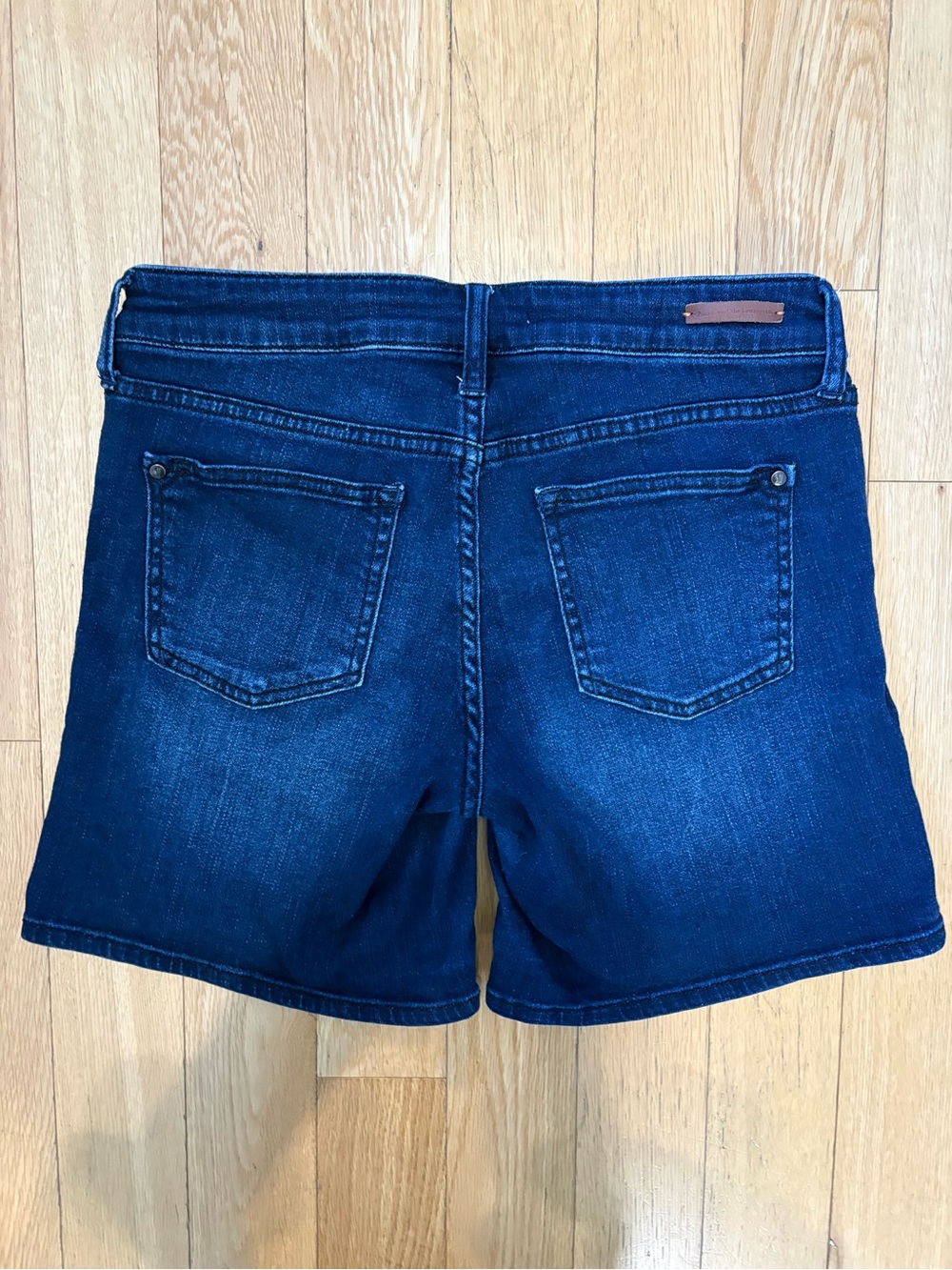 Anthropologie Pilcro Stet Dark Wash Denim Shorts Size 27 Stretch Comfort - Picture 7 of 8
